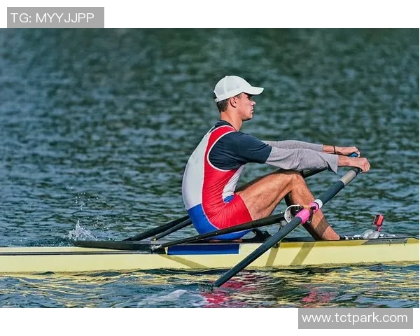 蝶泳训练方法解析 提升技术与耐力的科学训练路径